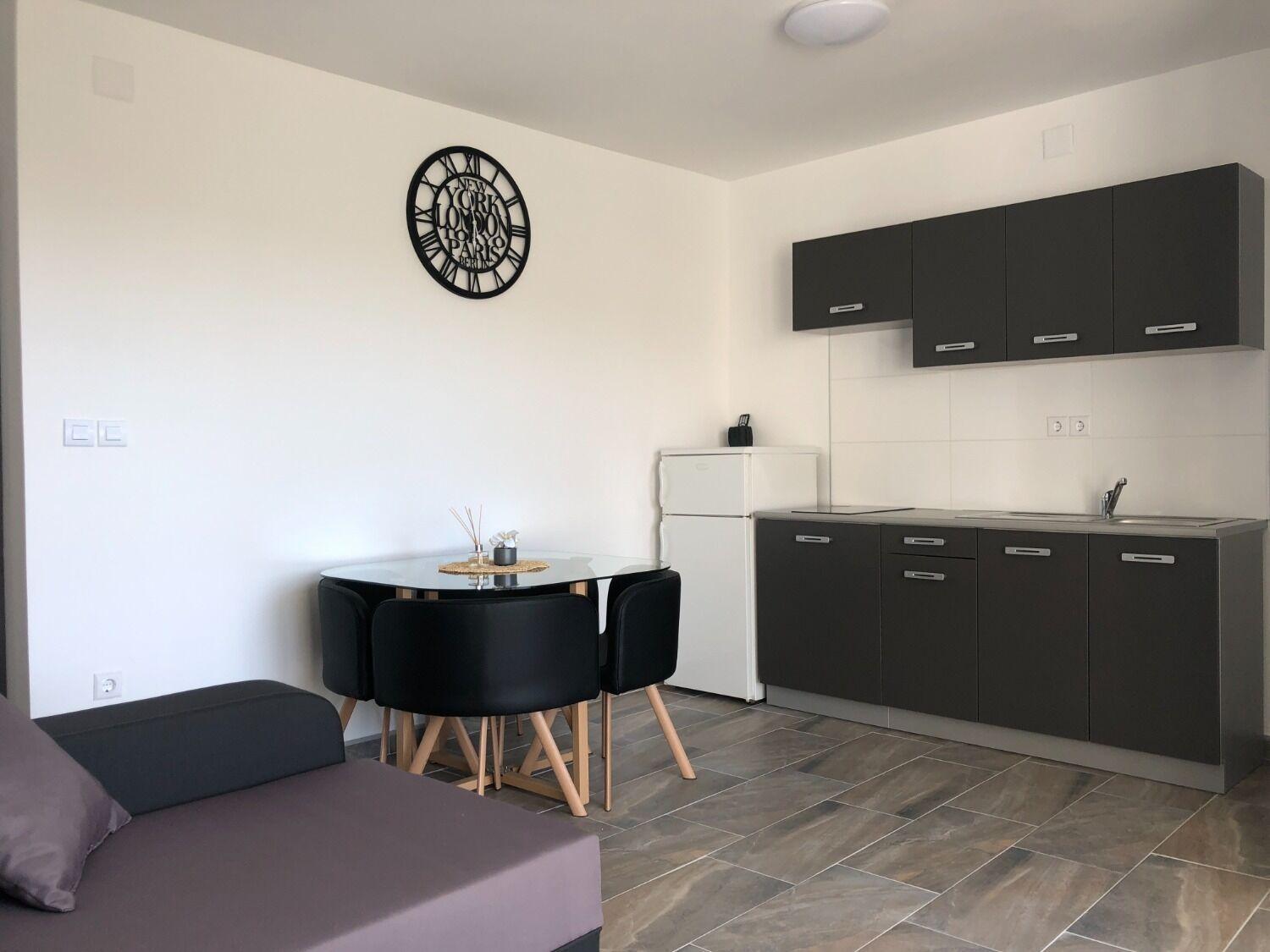 Apartments Milja - 10 M From Sea Mandre Dış mekan fotoğraf